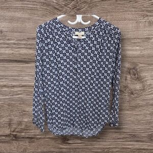 ⭐️LOFT Blue and White Fitted 3/4 Sleeve Blousesize XS
